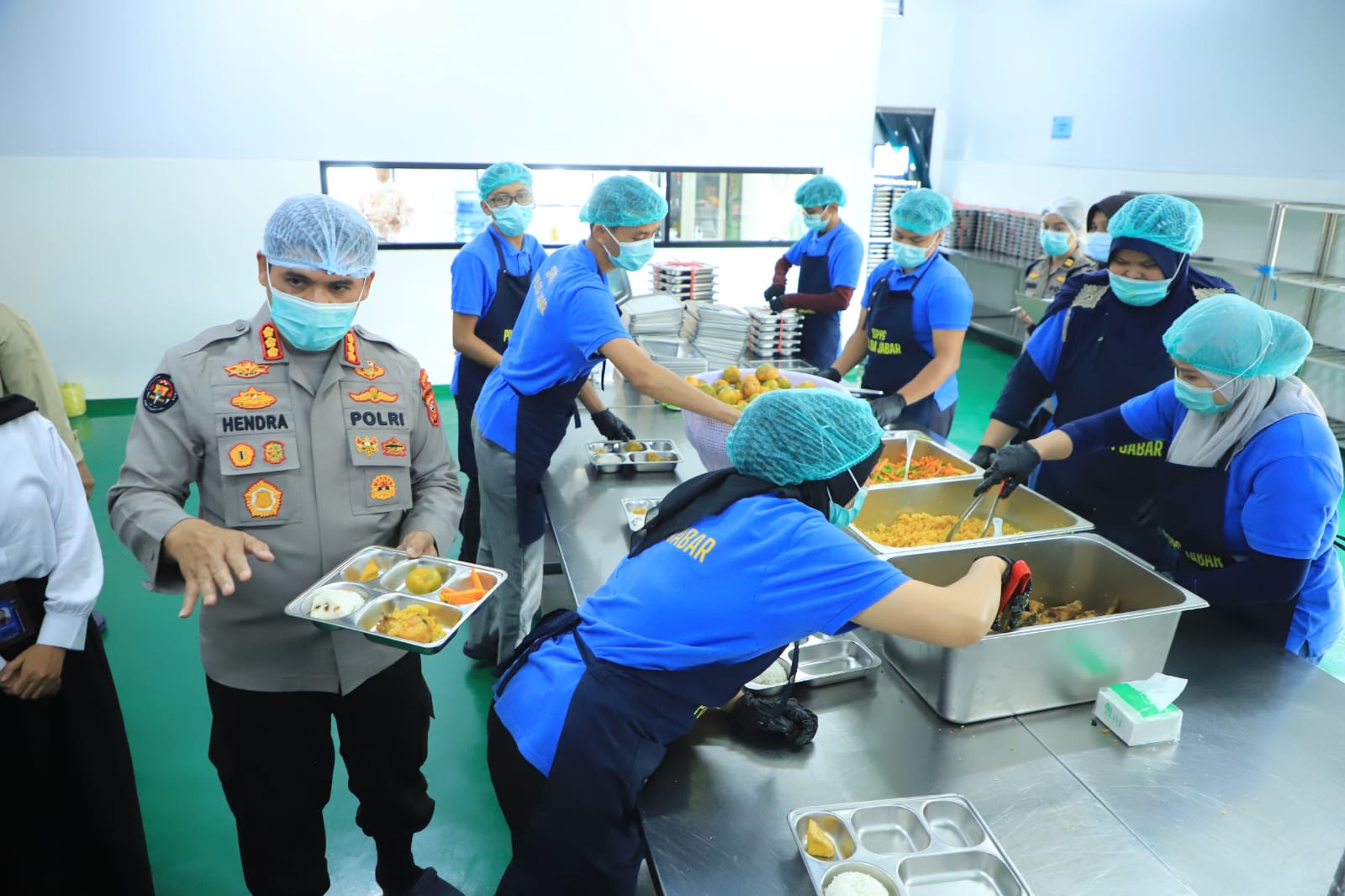 pengawasan menu sehat di asrama